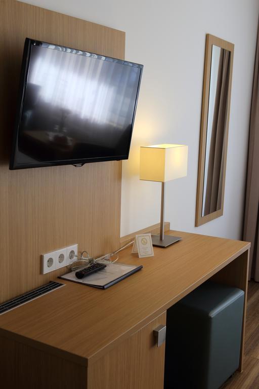 Hotel Seepark Garni อูเบอร์ลิงเงน ภายนอก รูปภาพ