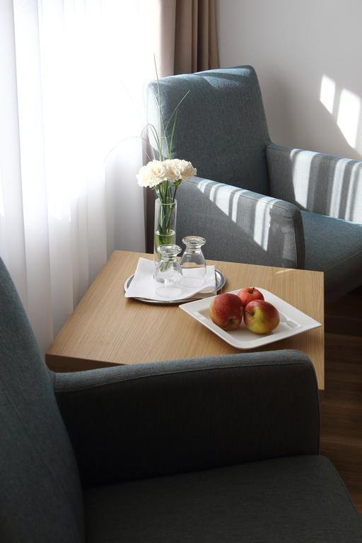Hotel Seepark Garni อูเบอร์ลิงเงน ภายนอก รูปภาพ