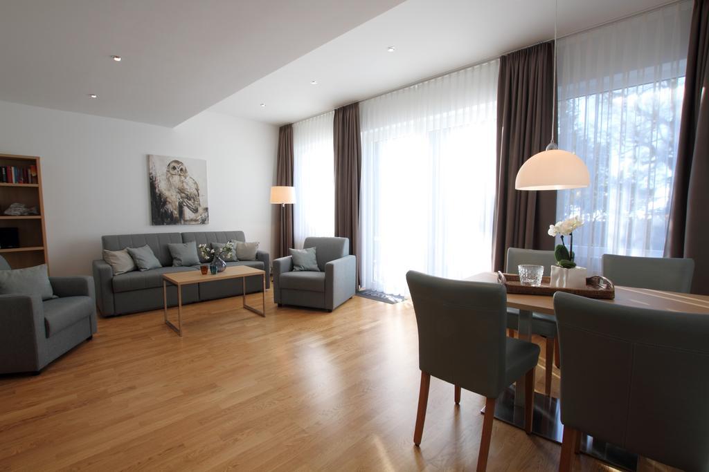 Hotel Seepark Garni อูเบอร์ลิงเงน ภายนอก รูปภาพ
