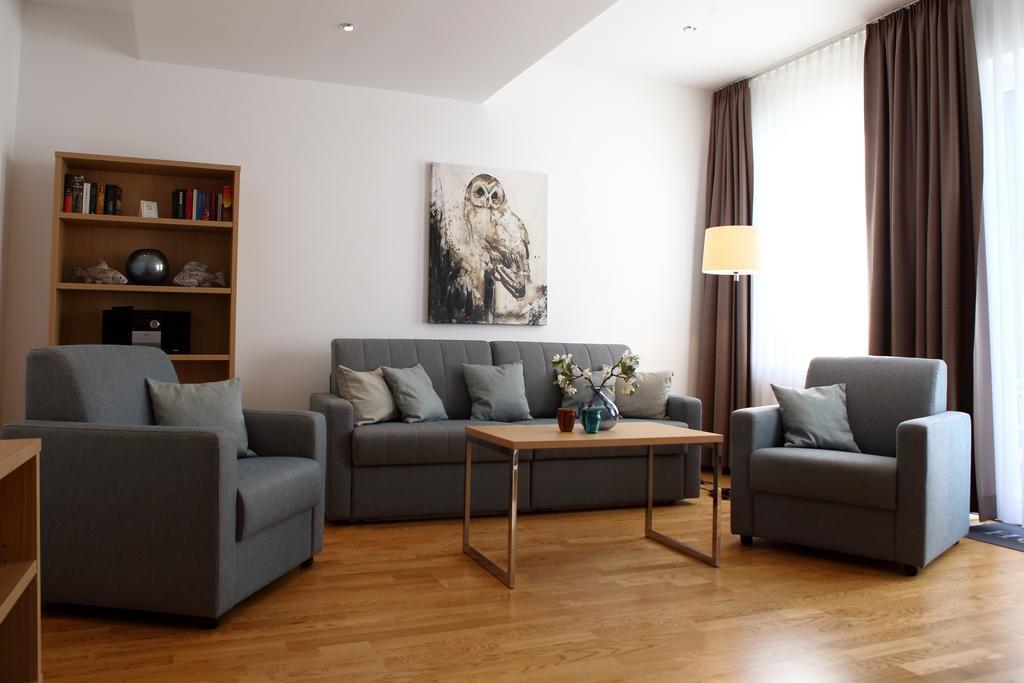 Hotel Seepark Garni อูเบอร์ลิงเงน ภายนอก รูปภาพ