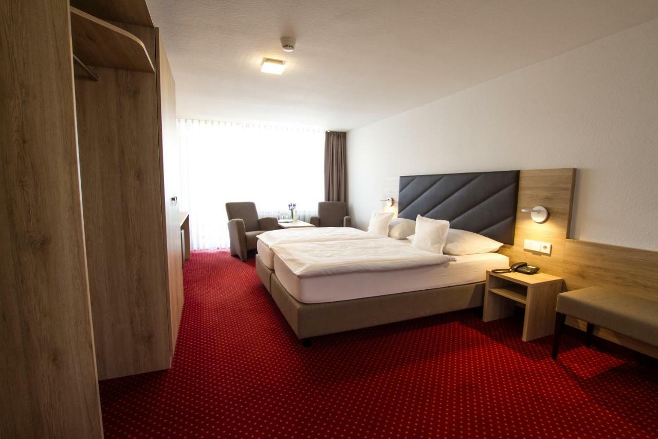 Hotel Seepark Garni อูเบอร์ลิงเงน ภายนอก รูปภาพ