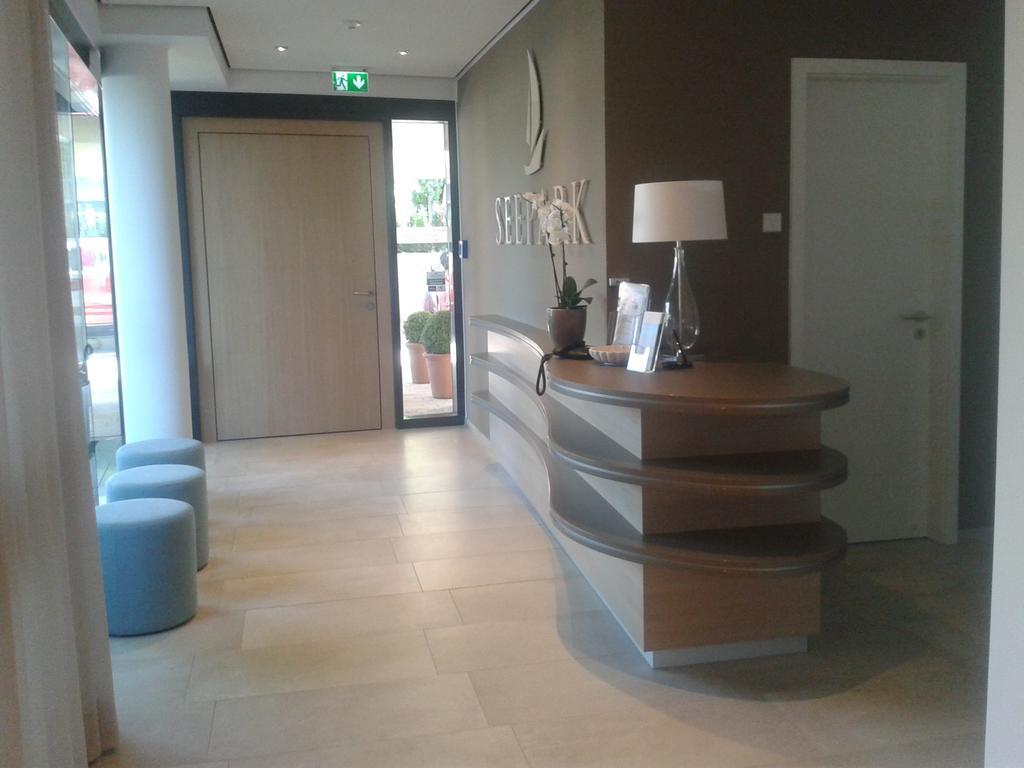 Hotel Seepark Garni อูเบอร์ลิงเงน ภายนอก รูปภาพ